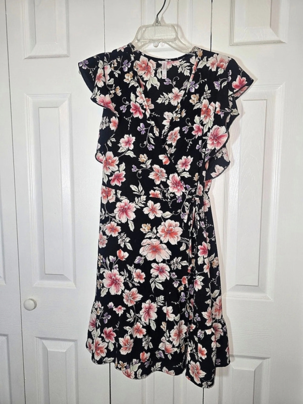 pink Floral Mini Dress in Black & Size Small